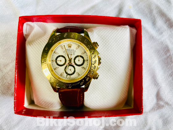 Automatic watch and Battery watch for sale